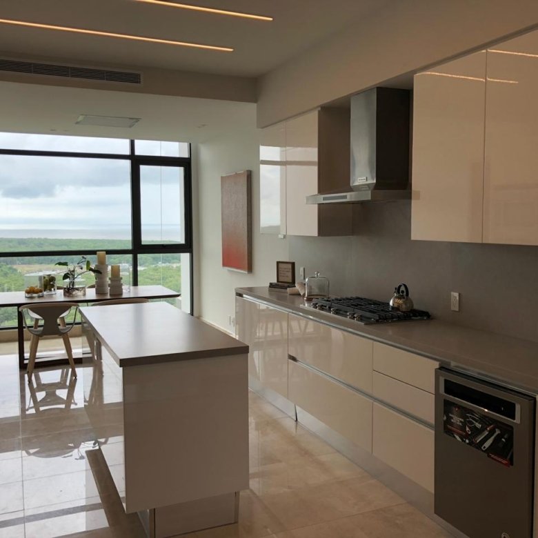Santa María: Apto de 381 m², 3 Recámaras + Den, Acabados de Lujo, Línea Blanca
