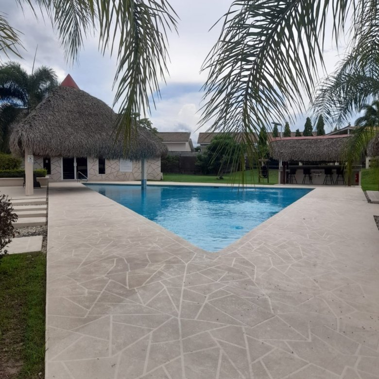 Playa Coronado – Casa en Residencial con Garita: Paraiso Village, 3 Recámaras