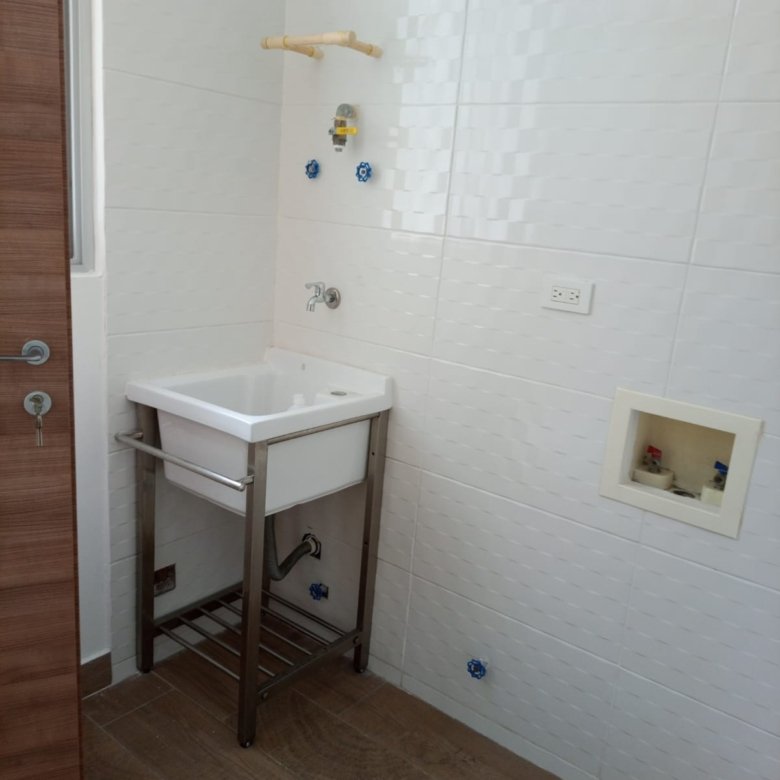 Dynasty, Bella Vista: a Estrenar, Cerca Sinagoga y Parque, Apto de 2 Recámaras + Cuarto y baño de empleada