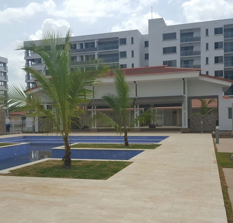 Woodlands, Panama Pacificio: con Linea Blanca, Apartamento de 2 Recámaras, 2 Parking, con Linea Blanca