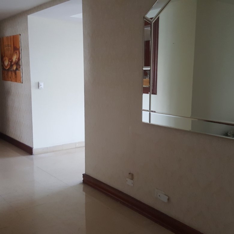 Obarrio – Area Bancaria: Apartamento de 263 m², 3 Habitaciones + Cuarto de Servicio