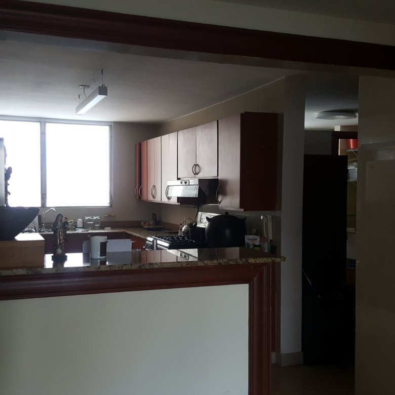 Obarrio – Area Bancaria: Apartamento de 263 m², 3 Habitaciones + Cuarto de Servicio