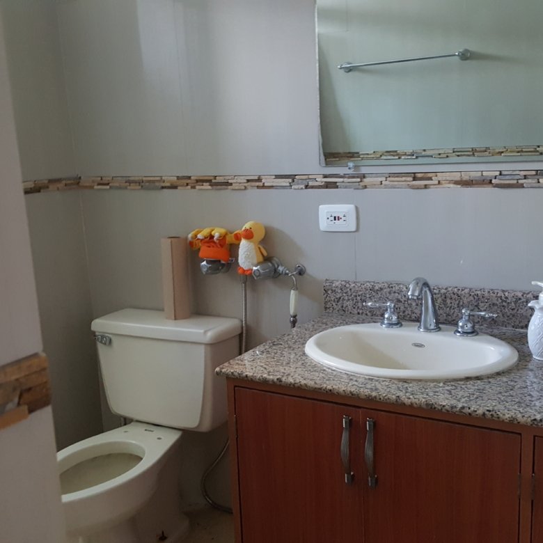 Obarrio – Area Bancaria: Apartamento de 263 m², 3 Habitaciones + Cuarto de Servicio