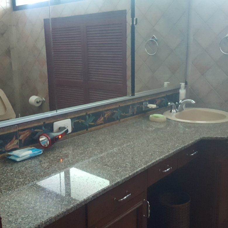 Obarrio – Area Bancaria: Apartamento de 263 m², 3 Habitaciones + Cuarto de Servicio