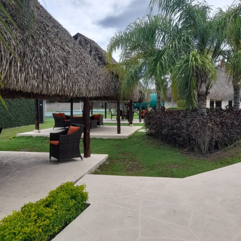 Playa Coronado – Casa en Residencial con Garita: Paraiso Village, 3 Recámaras