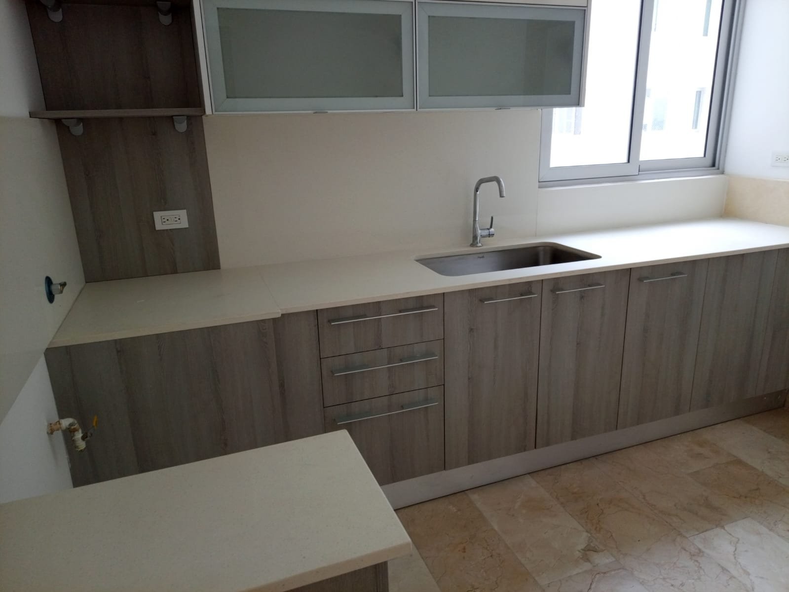 Dynasty, Bella Vista: a Estrenar, Cerca Sinagoga y Parque, Apto de 2 Recámaras + Cuarto y baño de empleada