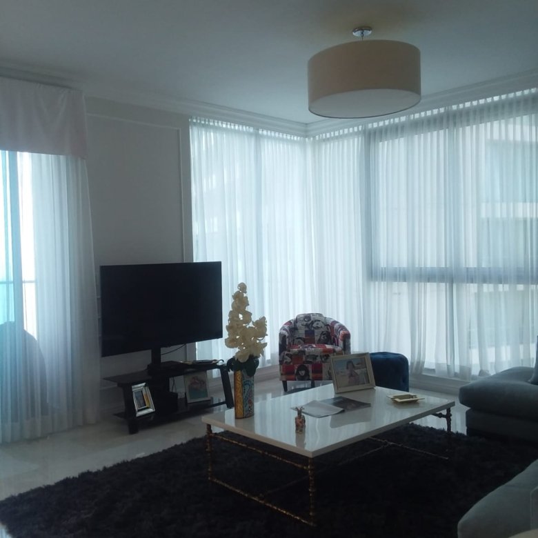Usted Puede Vivir Frente Al Mar con Su Familia, y entrar listo con muebles de alta calidad: Punta Pacifica, Pacific Village
