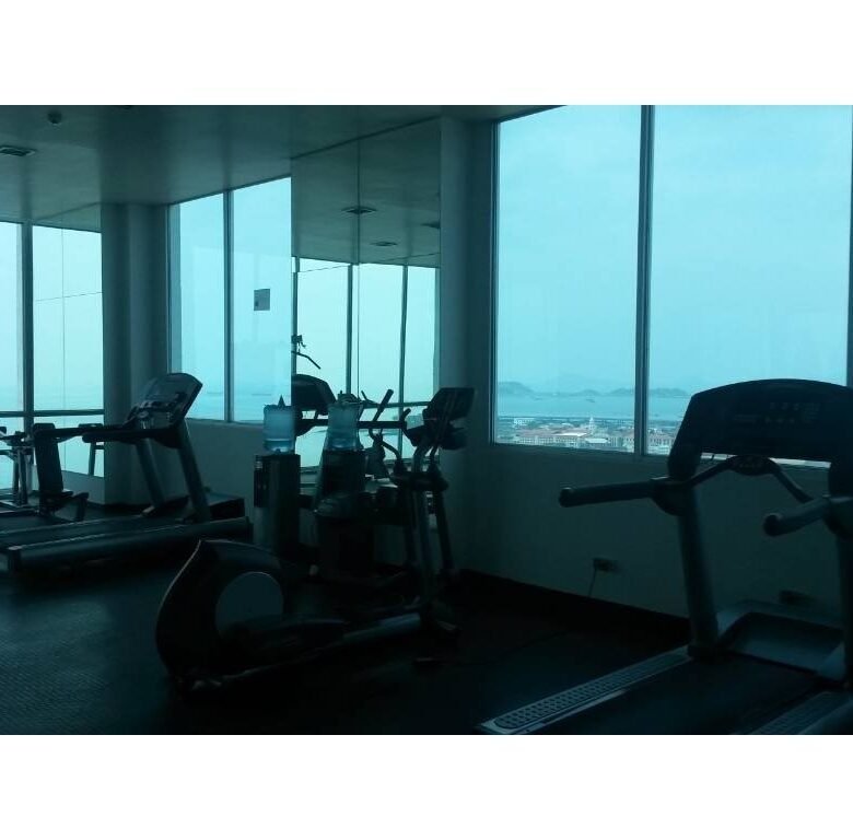 Avenida Balboa frente al mar, Duplex de 280 m², 3 Habitaciones, Aire Acondicionado Central