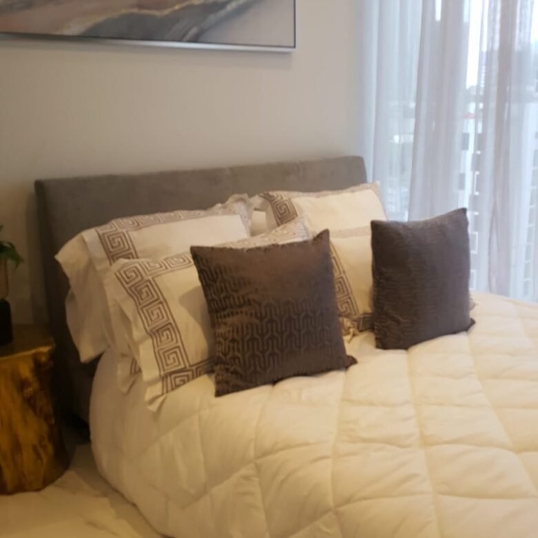 Obarrio, Area Bancaria: Apartamento con Co – Working, Cerca Estación del Metro