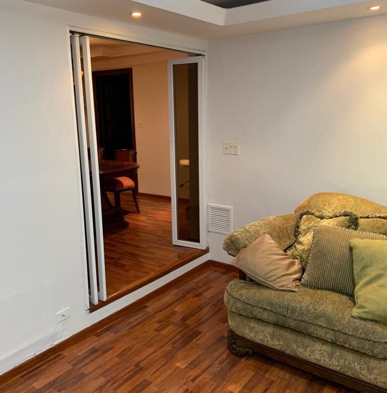 Clayton, Cerca Ciudad del Saber: Edificio – Casa Grande de 12 Habitaciones