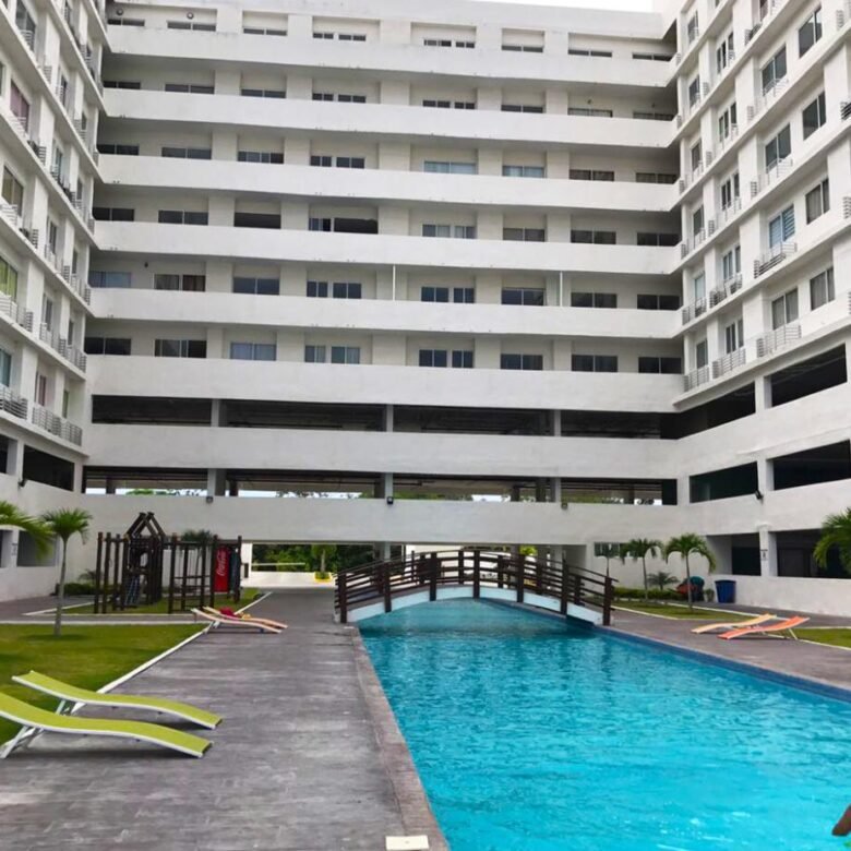 Playa Corona: Apartamento de 1 Habitacion, 1 Baño, 1 Estacionamiento