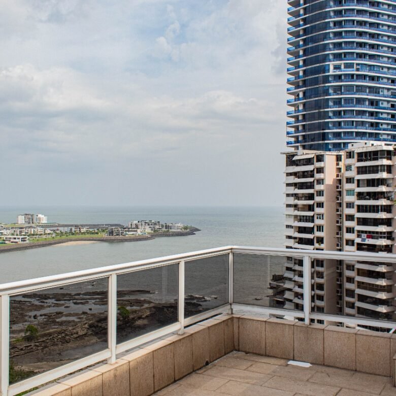 Paitilla – Comunidad Hebrea, Judía: Pent-house con Vista Al Mar, con Amplia Terraza