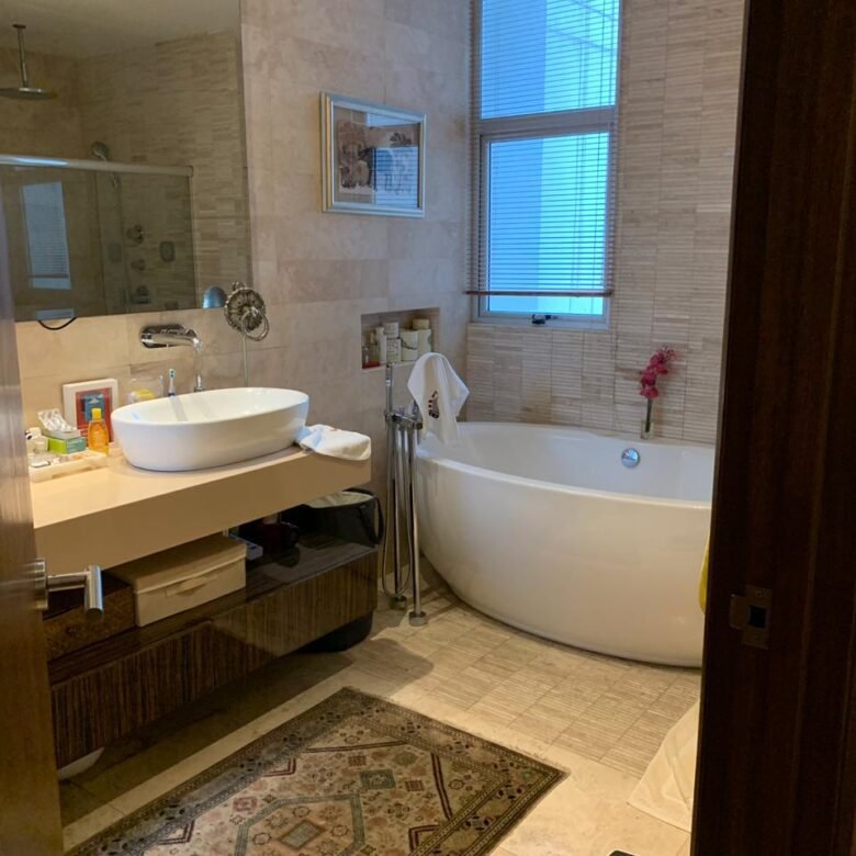 Ocean Sky – Coco del Mar: Pent House Amoblado, 500 m², 3 Recámaras + Estudio