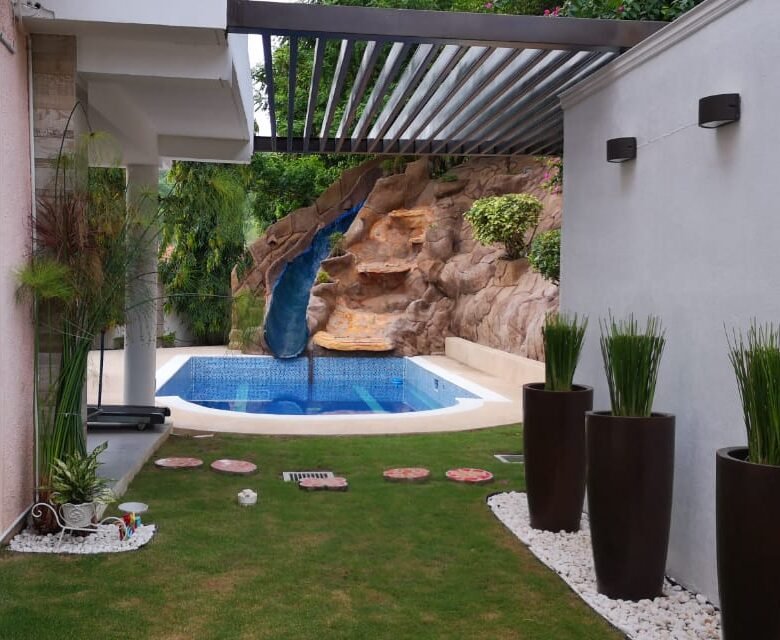 Altos de Panama: Casa de 5 recámaras con piscina, ambiente de luces