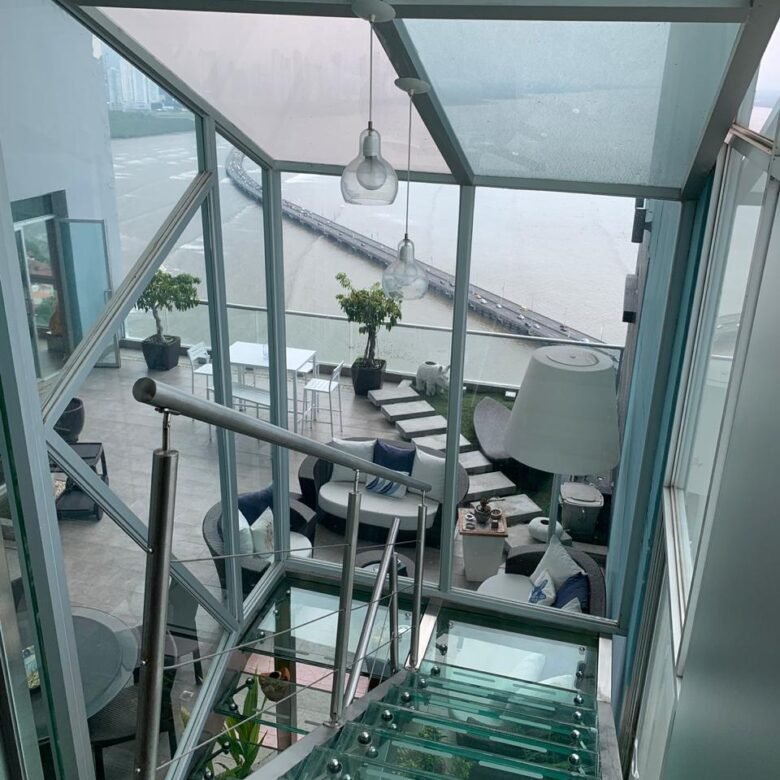 Ocean Sky – Coco del Mar: Pent House Amoblado, 500 m², 3 Recámaras + Estudio