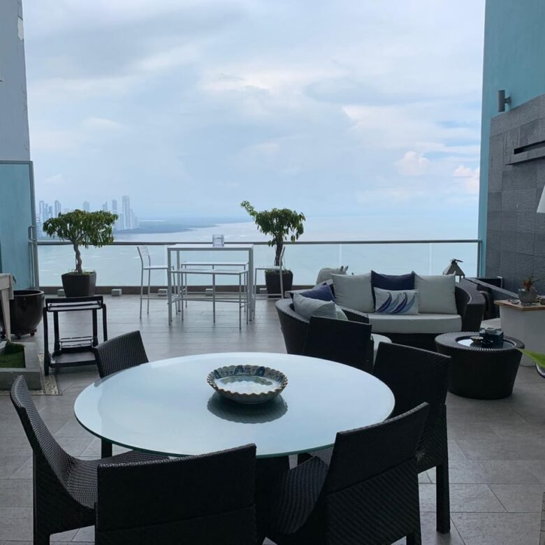Ocean Sky – Coco del Mar: Pent House Amoblado, 500 m², 3 Recámaras + Estudio