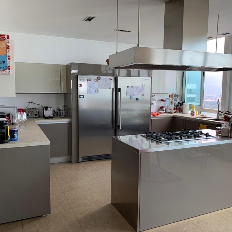 Ocean Sky – Coco del Mar: Pent House Amoblado, 500 m², 3 Recámaras + Estudio