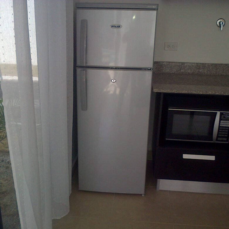 Villa de Playa en Bijao, Playa Santa Clara: Apartamento Pequeño o Villa Hotelera