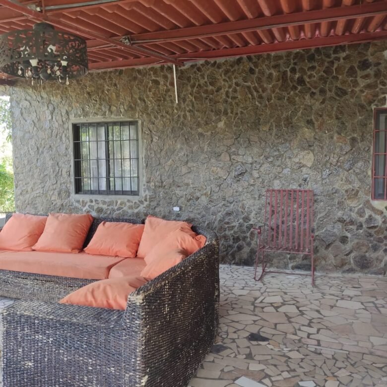 Casa de Playa de 2 habitaciones + Apartamentos para alquiler
