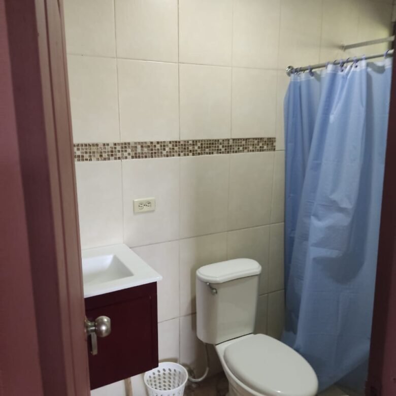 Casa de Playa de 2 habitaciones + Apartamentos para alquiler