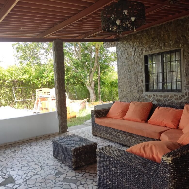 Casa de Playa de 2 habitaciones + Apartamentos para alquiler