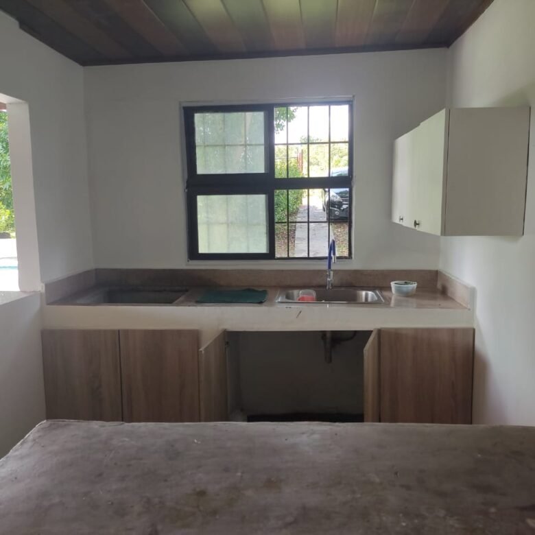 Casa de Playa de 2 habitaciones + Apartamentos para alquiler