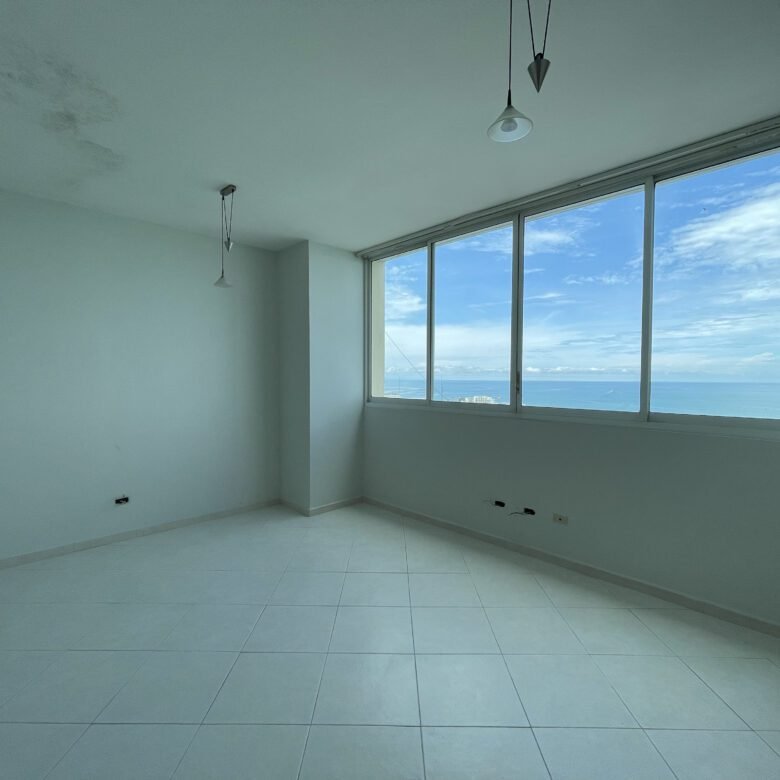 Paitilla, Peninsula – Vista Al Mar: Comunidad Hebrea/Judía, Espacioso de 350 m², 4 Habitaciones, Den