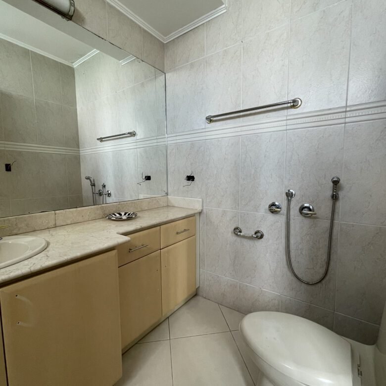 Paitilla, Peninsula – Vista Al Mar: Comunidad Hebrea/Judía, Espacioso de 350 m², 4 Habitaciones, Den