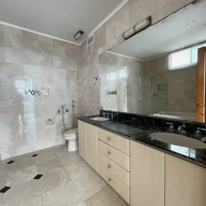 Paitilla, Peninsula – Vista Al Mar: Comunidad Hebrea/Judía, Espacioso de 350 m², 4 Habitaciones, Den