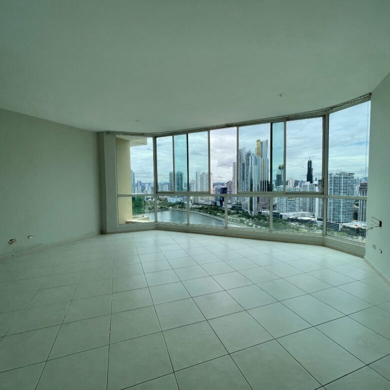Paitilla, Peninsula – Vista Al Mar: Comunidad Hebrea/Judía, Espacioso de 350 m², 4 Habitaciones, Den