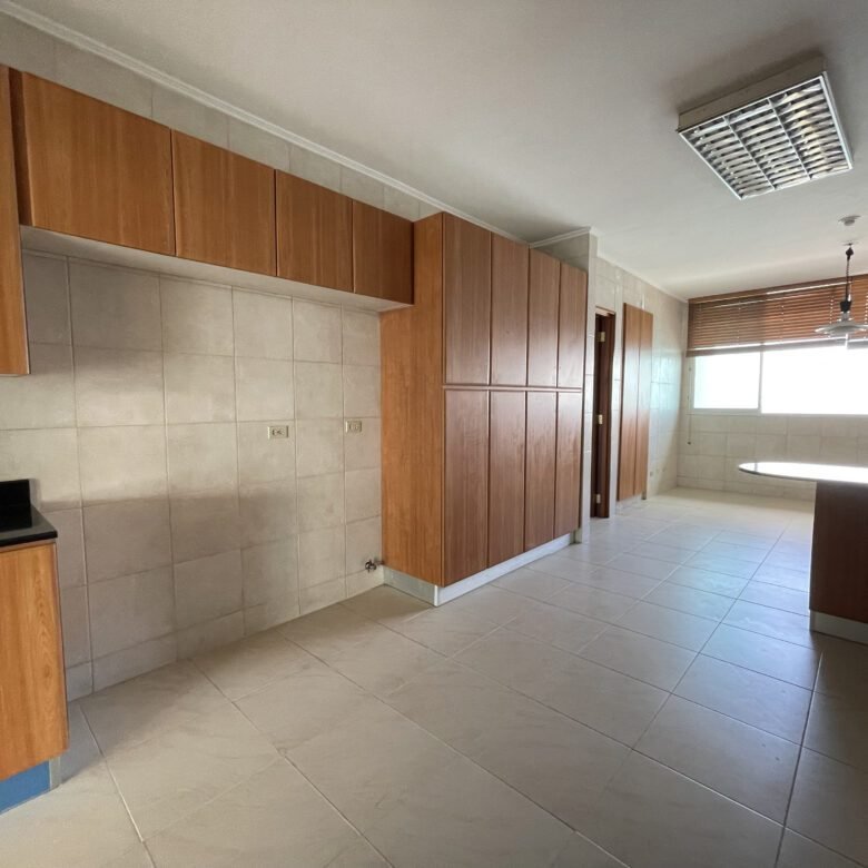 Paitilla, Peninsula – Vista Al Mar: Comunidad Hebrea/Judía, Espacioso de 350 m², 4 Habitaciones, Den