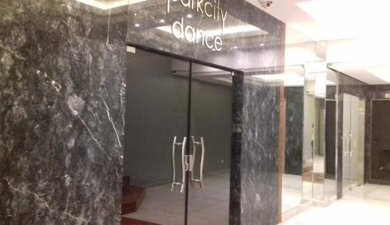 Obarrio, Parkcity: Apartamento de 110m2, Torre pequeña de Lujo, 2 Recámaras + Cuarto de Empleada