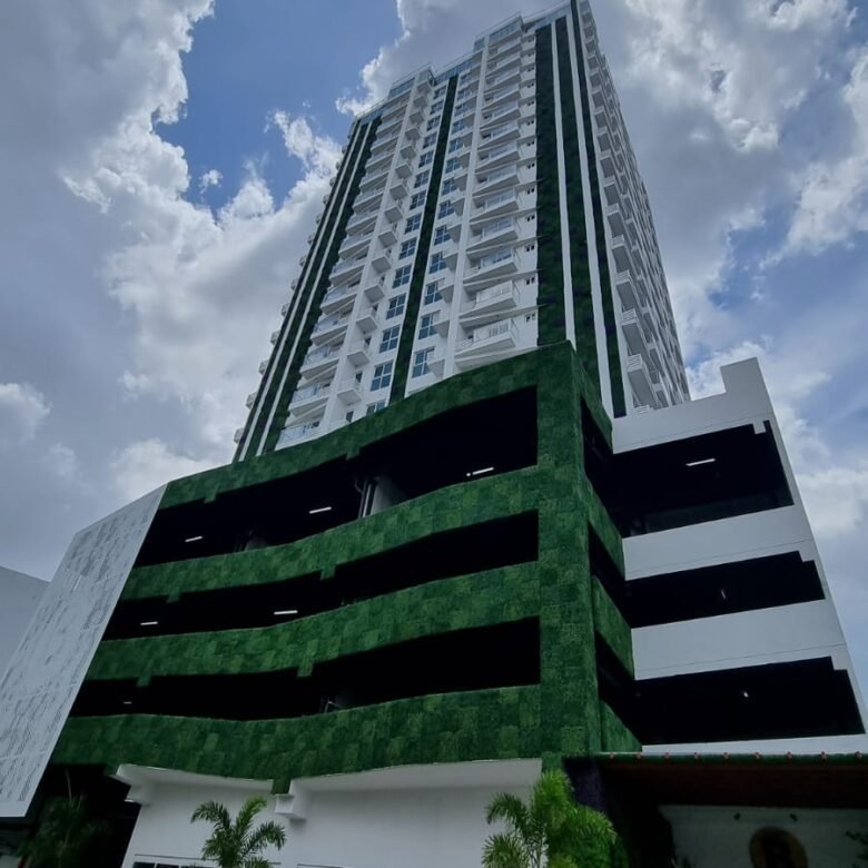 Bella Vista, Centro de la Ciudad: El Botanico, Torre con Jardin Vertical y Huerto