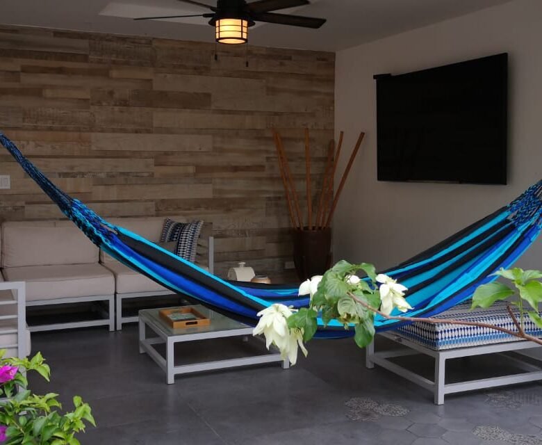 Altos de Panama: Casa de 5 recámaras con piscina, ambiente de luces