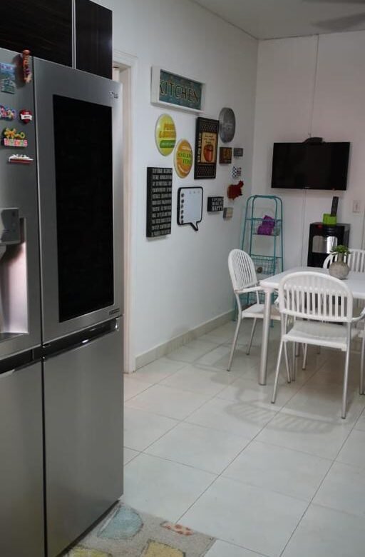 Altos de Panama: Casa de 5 recámaras con piscina, ambiente de luces