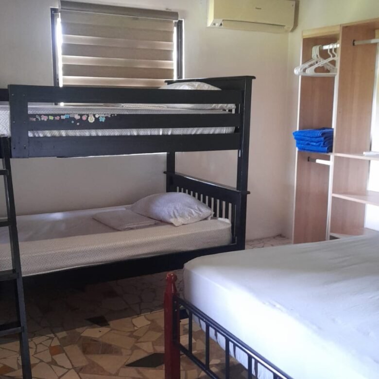 Casa de Playa de 2 habitaciones + Apartamentos para alquiler