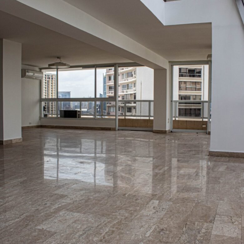 Paitilla – Comunidad Hebrea, Judía: Pent-house con Vista Al Mar, con Amplia Terraza
