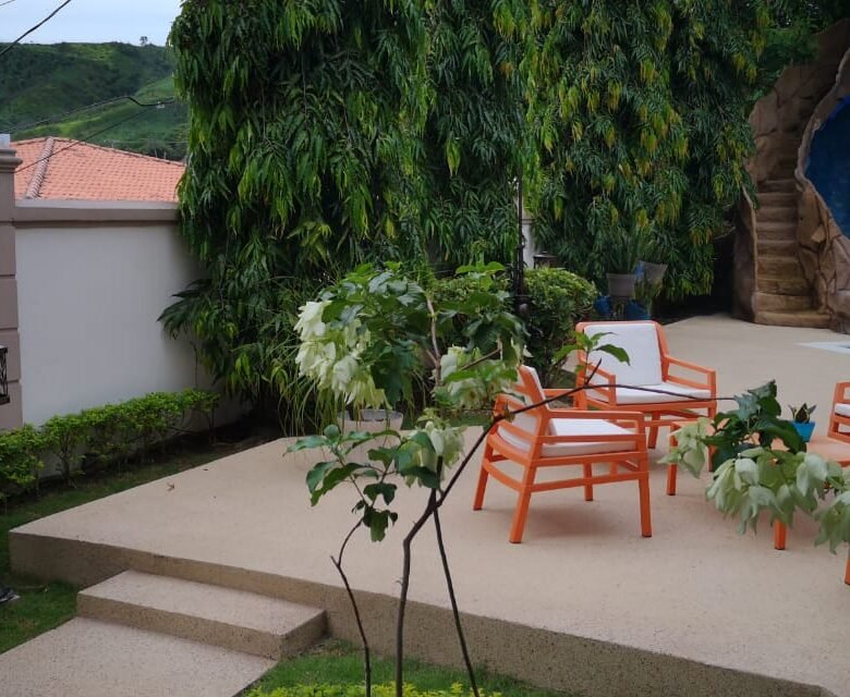 Altos de Panama: Casa de 5 recámaras con piscina, ambiente de luces