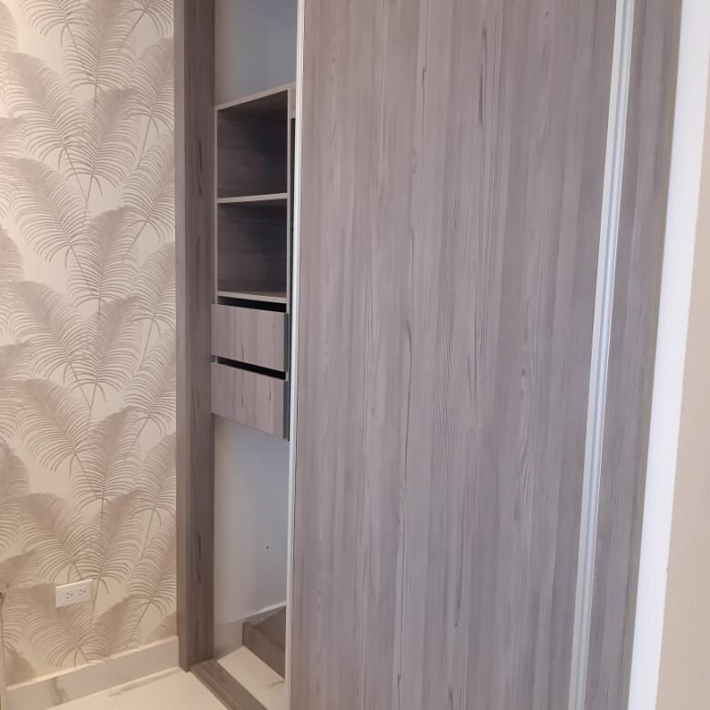 Obarrio, Area Bancaria: Apartamento con Co – Working, Cerca Estación del Metro