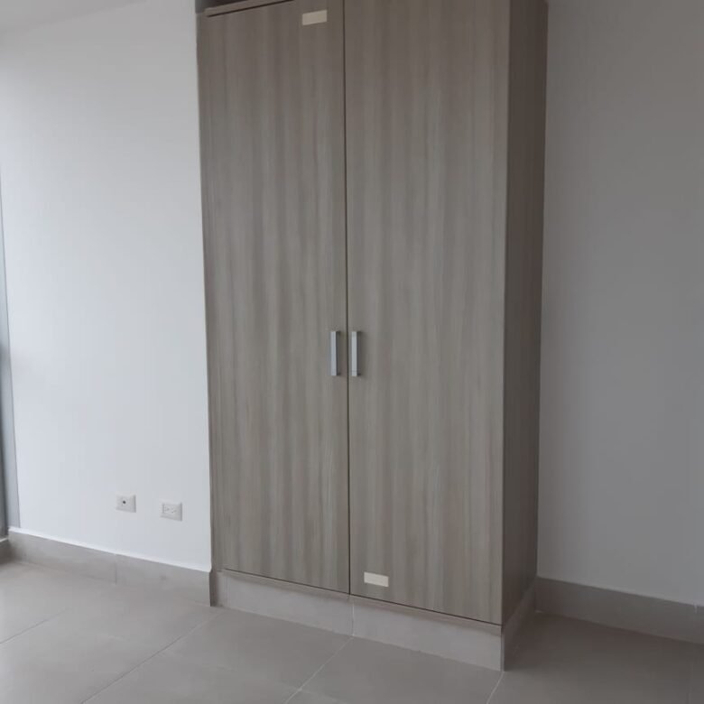 Obarrio, Parkcity: Apartamento de 110m2, Torre pequeña de Lujo, 2 Recámaras + Cuarto de Empleada