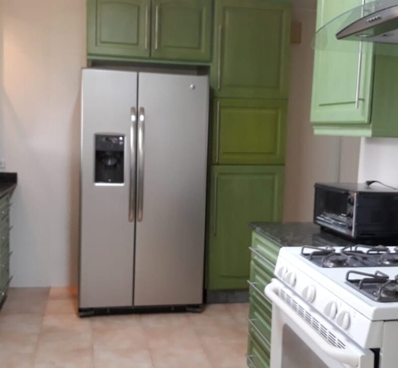 Hermosa Residencia en Albrook: 3 Habitaciones, Remodelada, 750 m² de Terreno