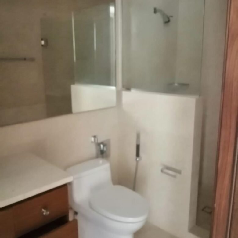 Santa Maria – Comunidad de Golf en Ciudad: Torre Greenview, 215 m², 3 Recámaras, Seguro y Pacífico