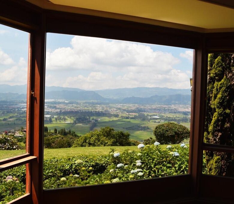 Residencia Exclusiva, a 2800 m de Altura: Bogotá, Colombia con 10,900 m² Terreno