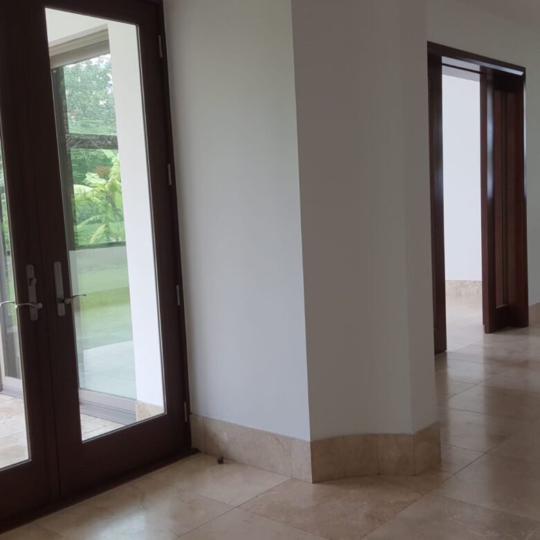 Casa en Campo de Golf : Santa María, exclusiva comunidad completa con garita de seguridad 24 horas