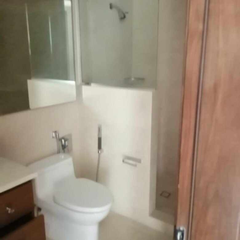 Santa Maria – Comunidad de Golf en Ciudad: Torre Greenview, 215 m², 3 Recámaras, Seguro y Pacífico
