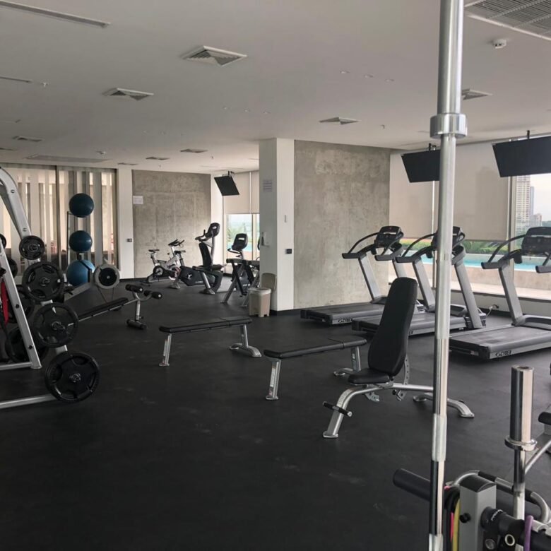 Santa Maria – Comunidad de Golf en Ciudad: Torre Greenview, 215 m², 3 Recámaras, Seguro y Pacífico