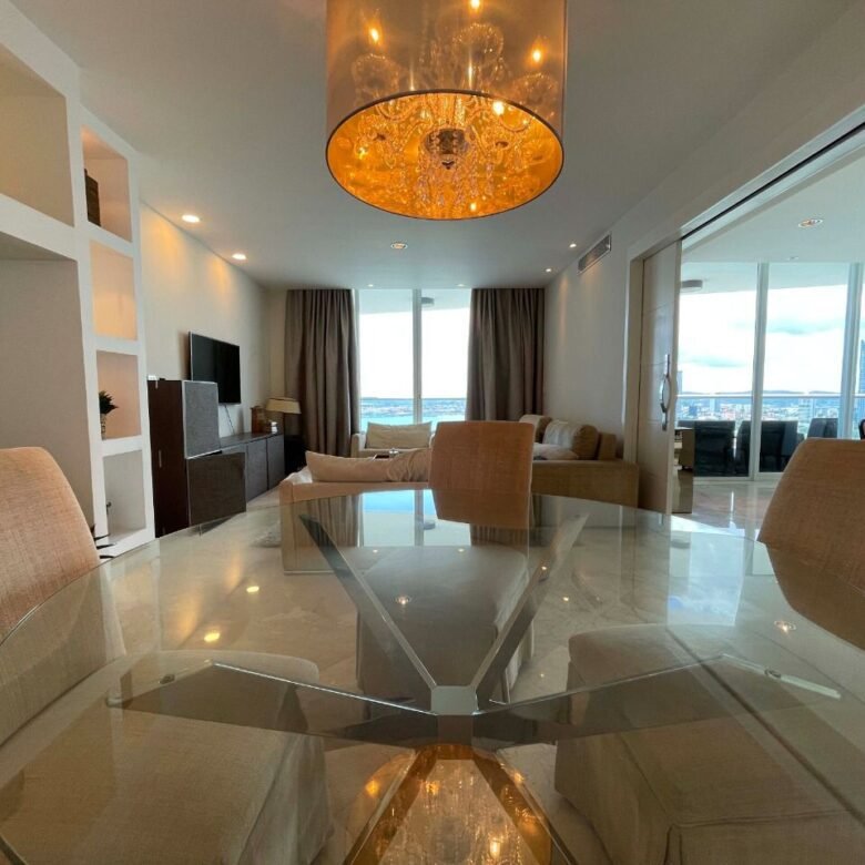 Paitilla Frente Al Mar: The Point, Amoblado, 500 m², 4 Habitaciones, 4.5 Baños