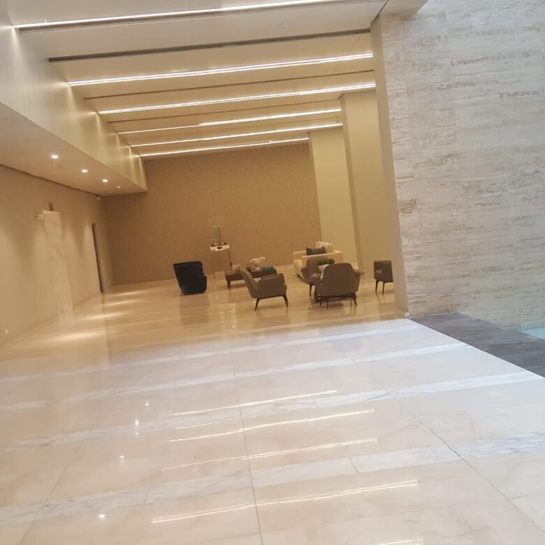 Costa del Este, Cerca Multinacionales: Lumiere Amoblado, 210 m², 3 Recámaras + Den