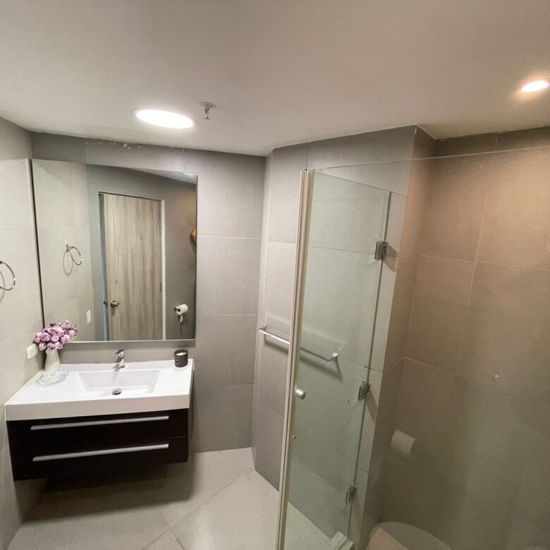 Ave Balboa, Experimente Vivir Frente Al Mar: Amoblado, 218 m², Yacht Club