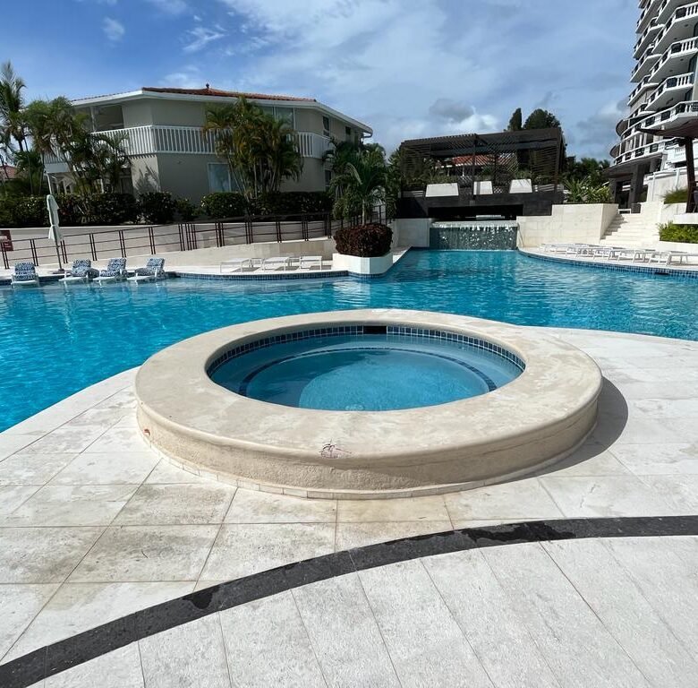 En El Mar, La Vida Es Más Sabrosa: Viva en Playa Coronado, Frente Al Playa 180 m²